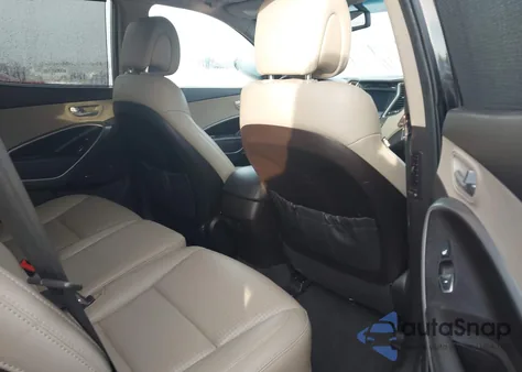 2015 Hyundai Santa Fe Sport 2.0L Turbo z USA, uszkodzony, nr VIN 5XYZW4LA8FG244211